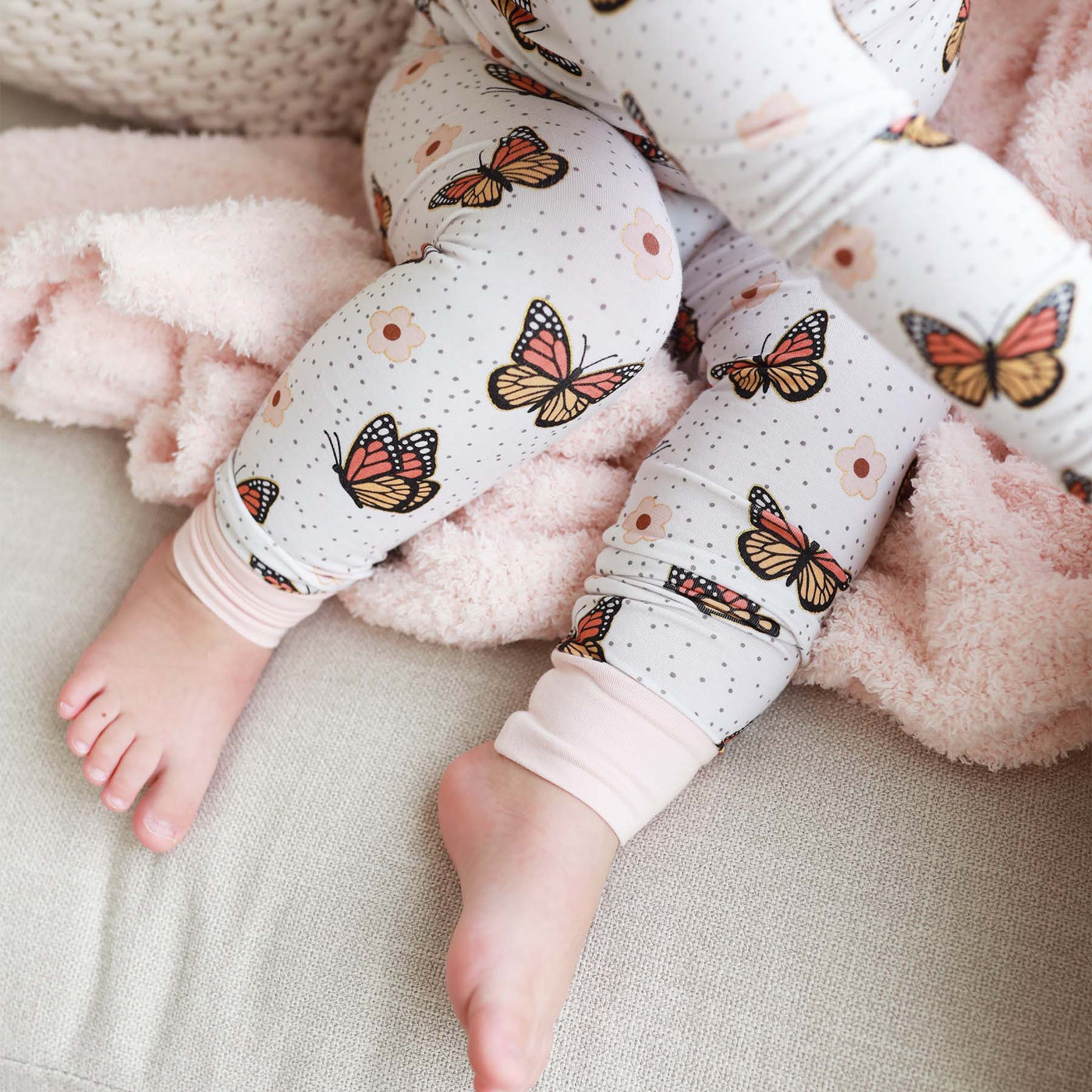 bamboo pajamas for kids with butterflies and flwoers 