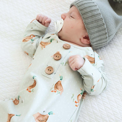 newborn knot gown with ducks 