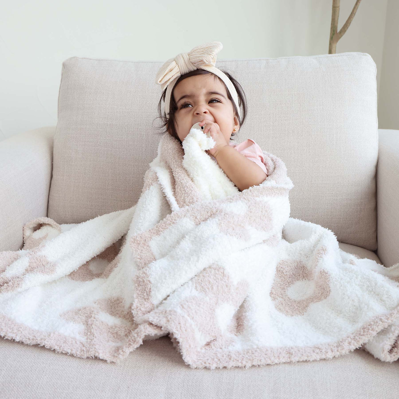 CuddleLane™ Luxe Blankets | Neutrals