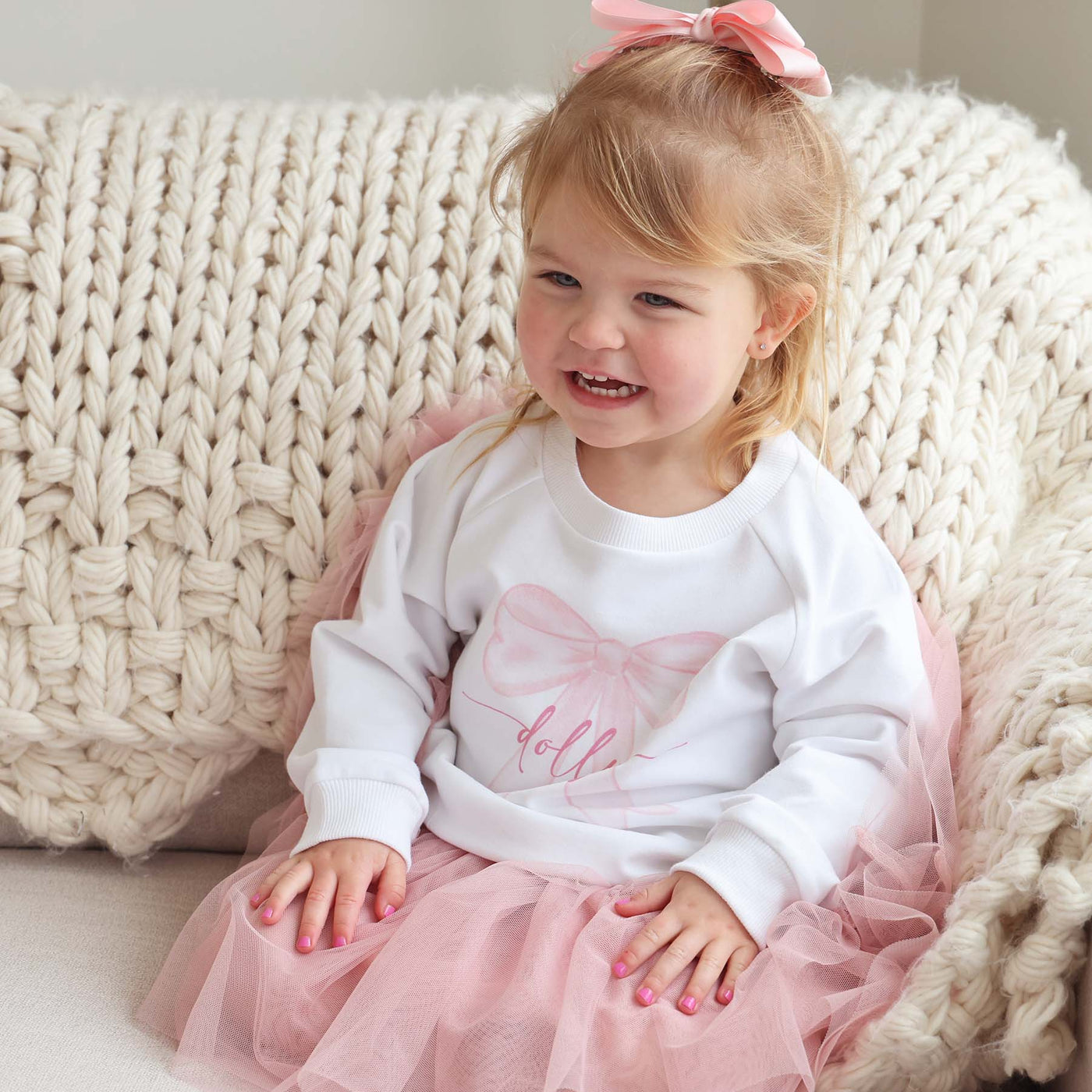 personalized name sweatshirt for kids with bow 
