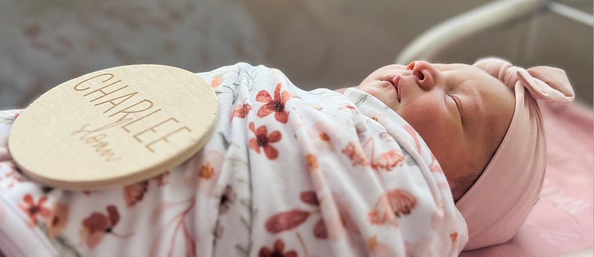 perfect newborn hospital photo ideas