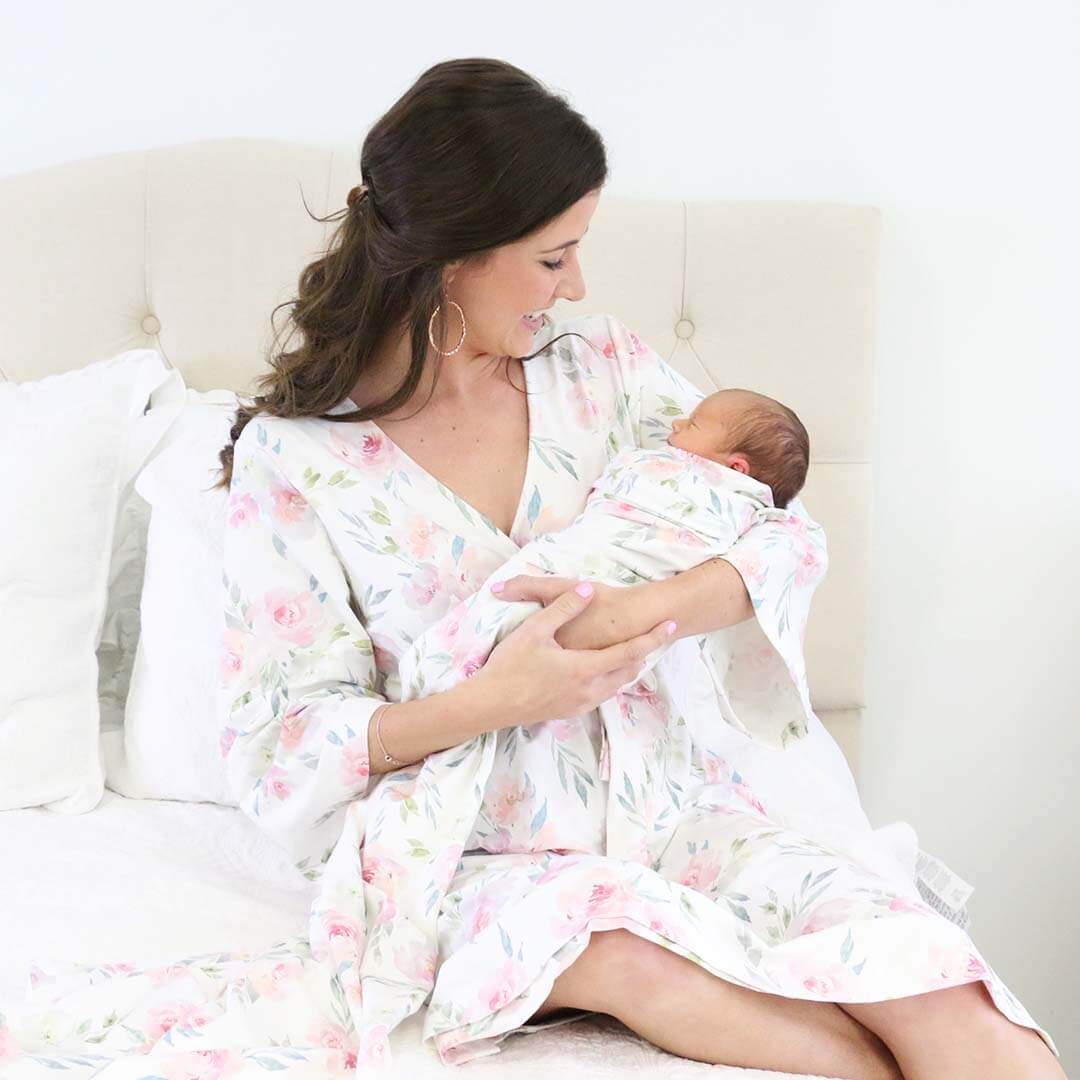 delaney's blush floral maternity robe