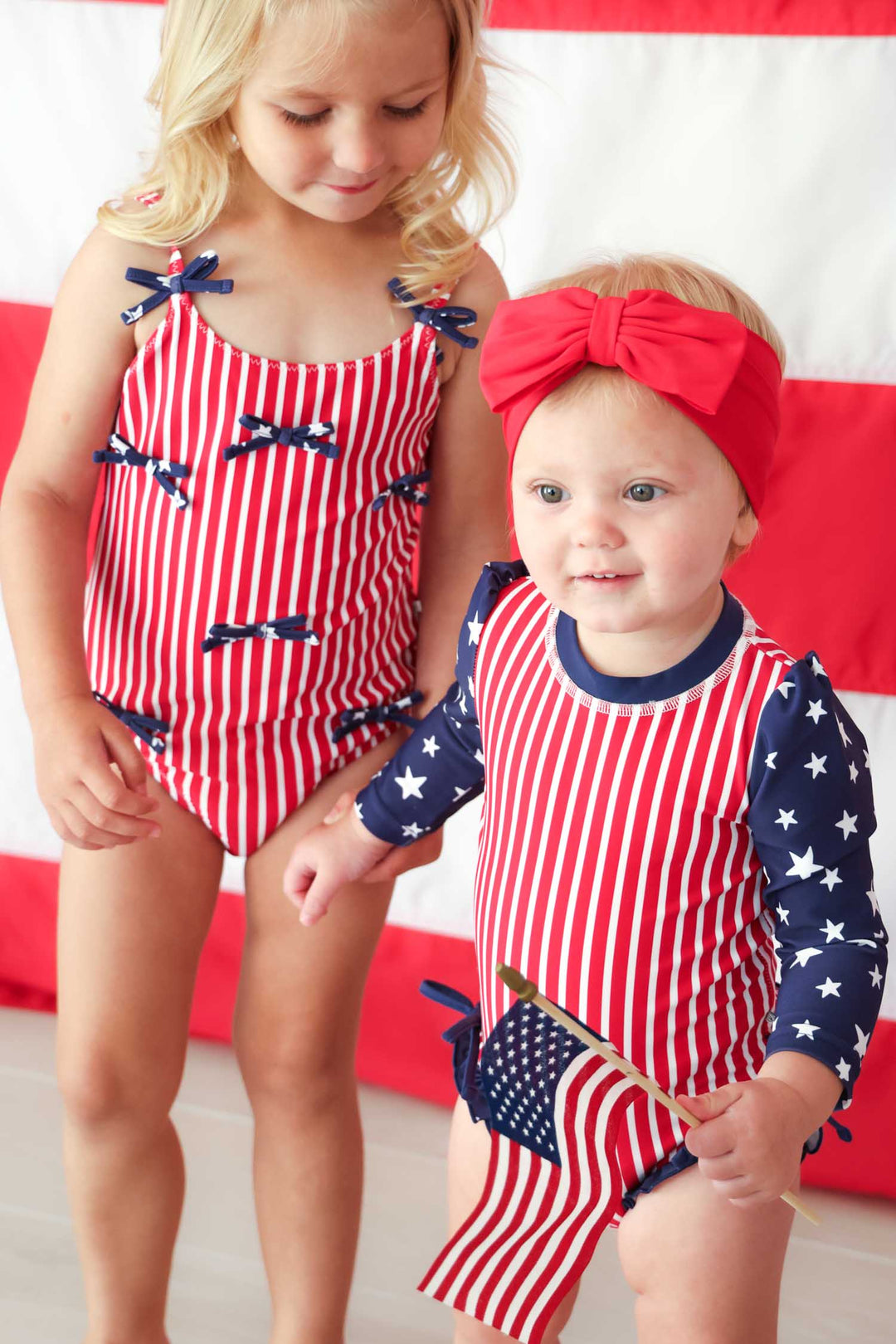Swim bow Sparkler Red detail 8 | Stars & Stripes Party | 4th of July | Caden Lane