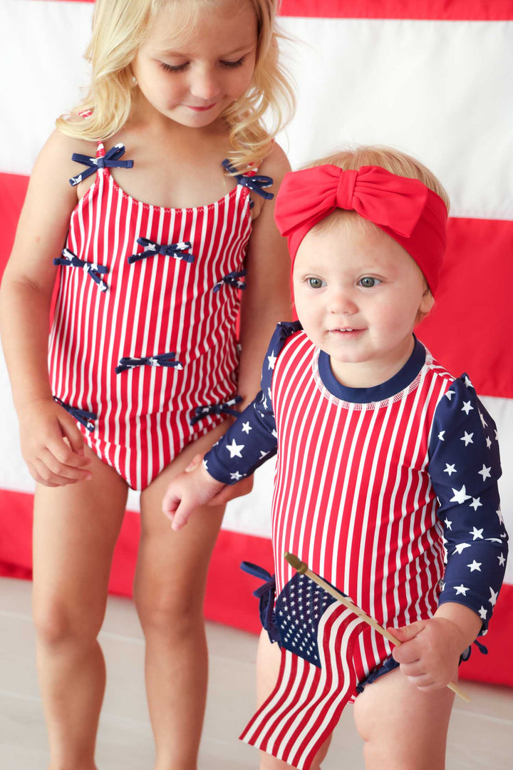 Swim bow Sparkler Red detail 8 | Stars & Stripes Party | 4th of July | Caden Lane