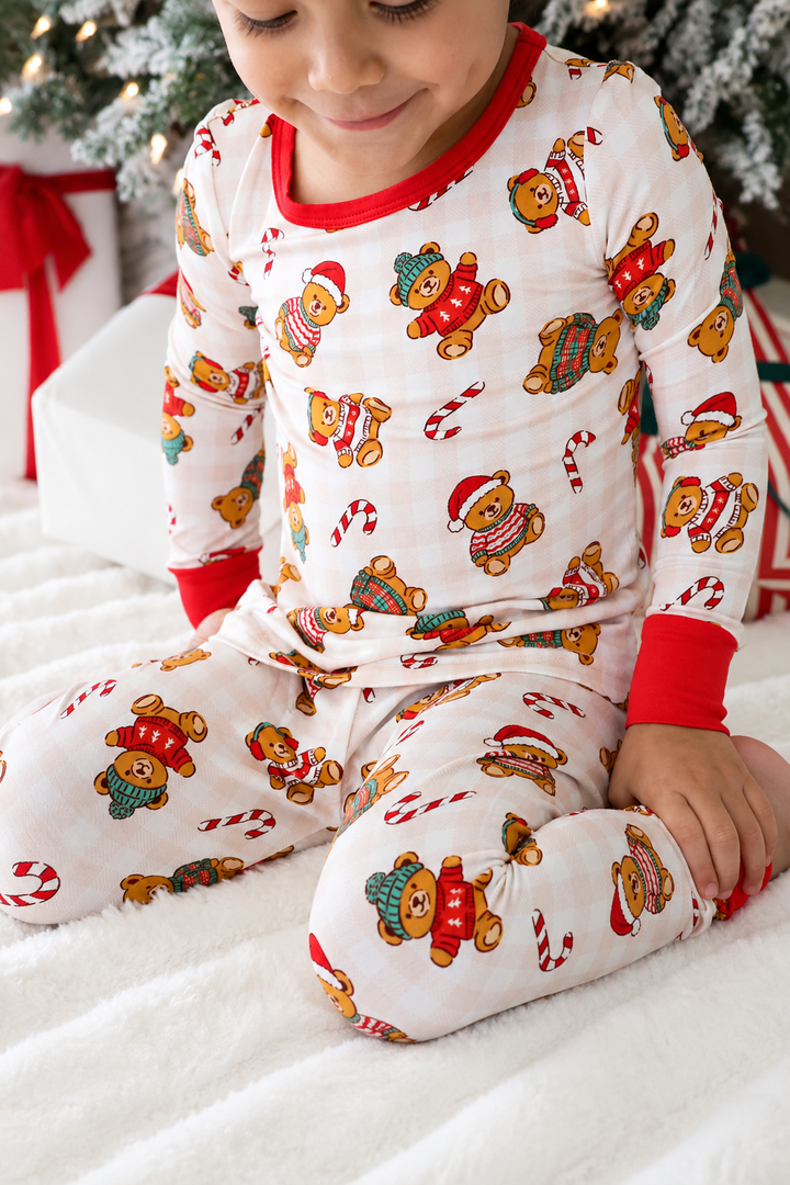 Christmas Two-Piece Bamboo Pajama Set | Beary Christmas Neutral
