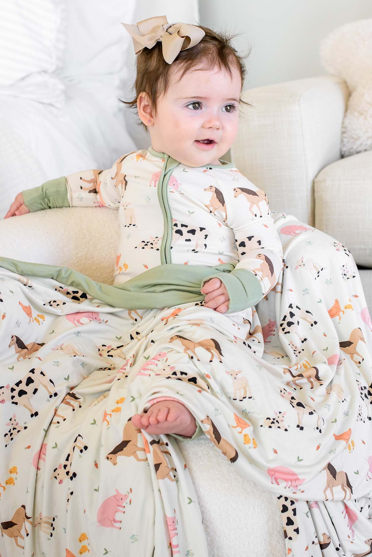 Double-Sided Bamboo Blanket | Farm Friends