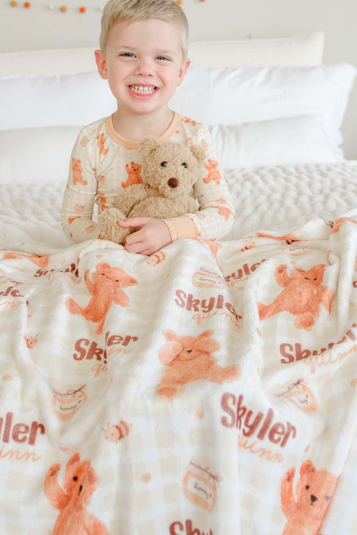 Personalized Kids' Blanket | Honey Bear