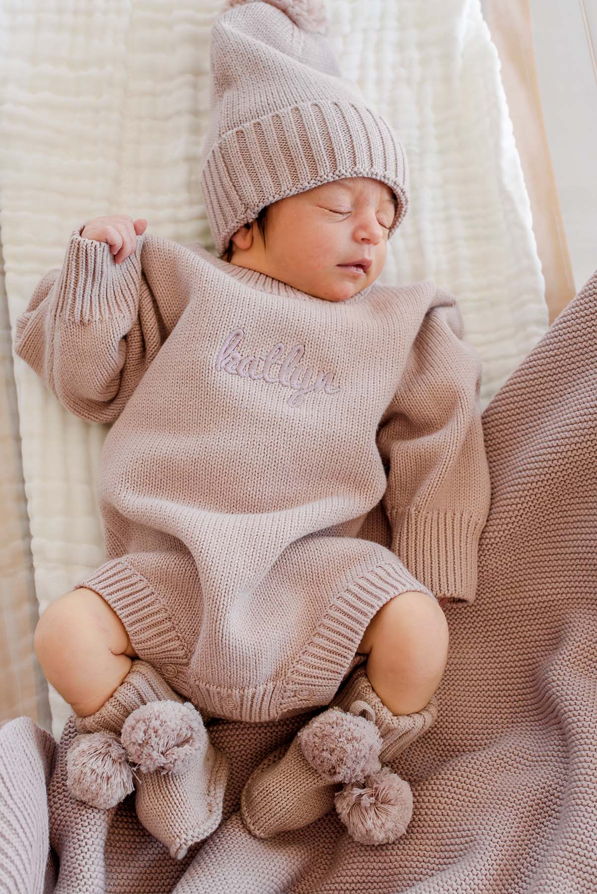 Embroidered Knit Sweater Bubble | Solid