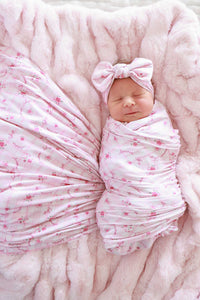 Swaddles & Blankets