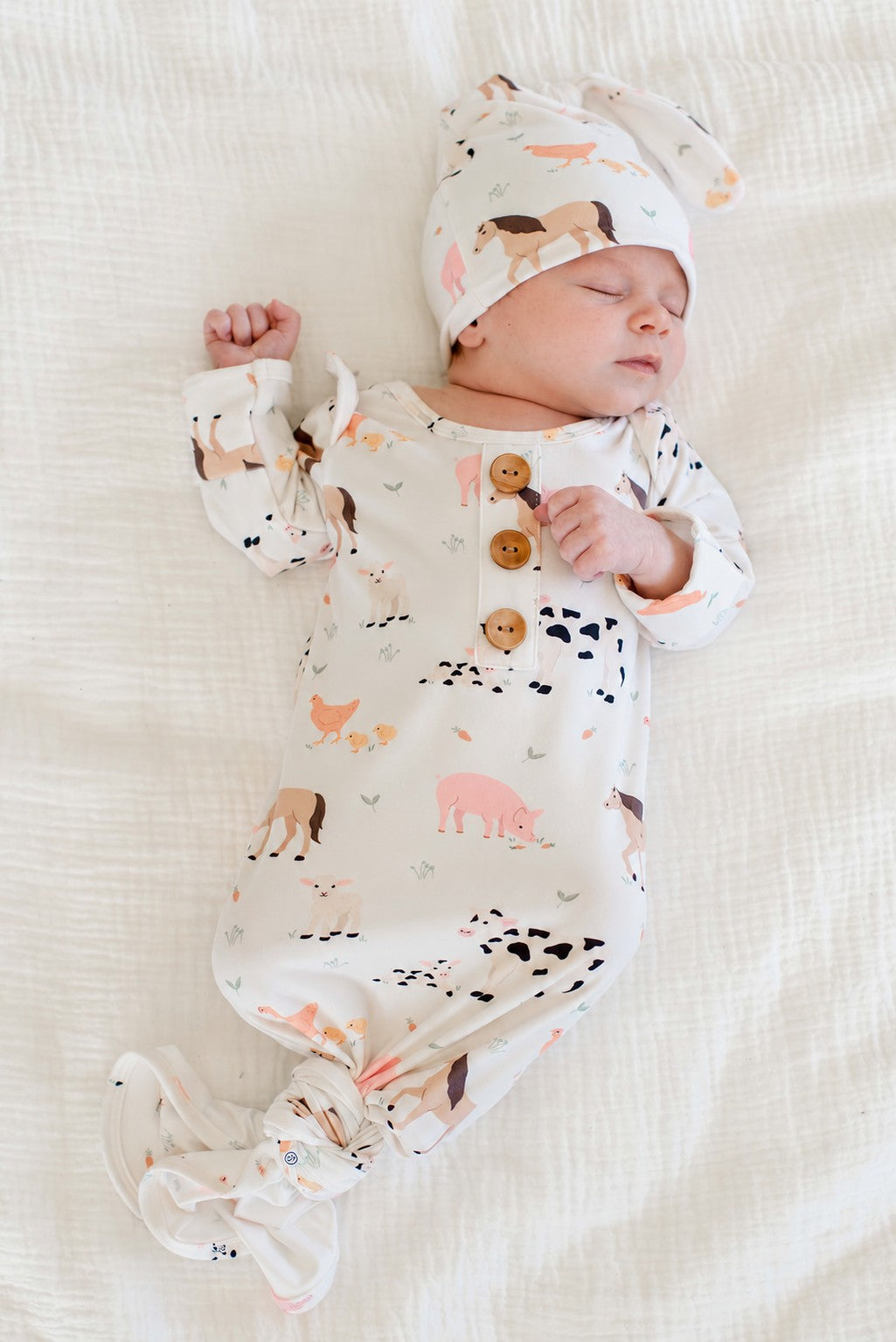 Newborn Baby Knot Gown & Hat Set | Farm Friends