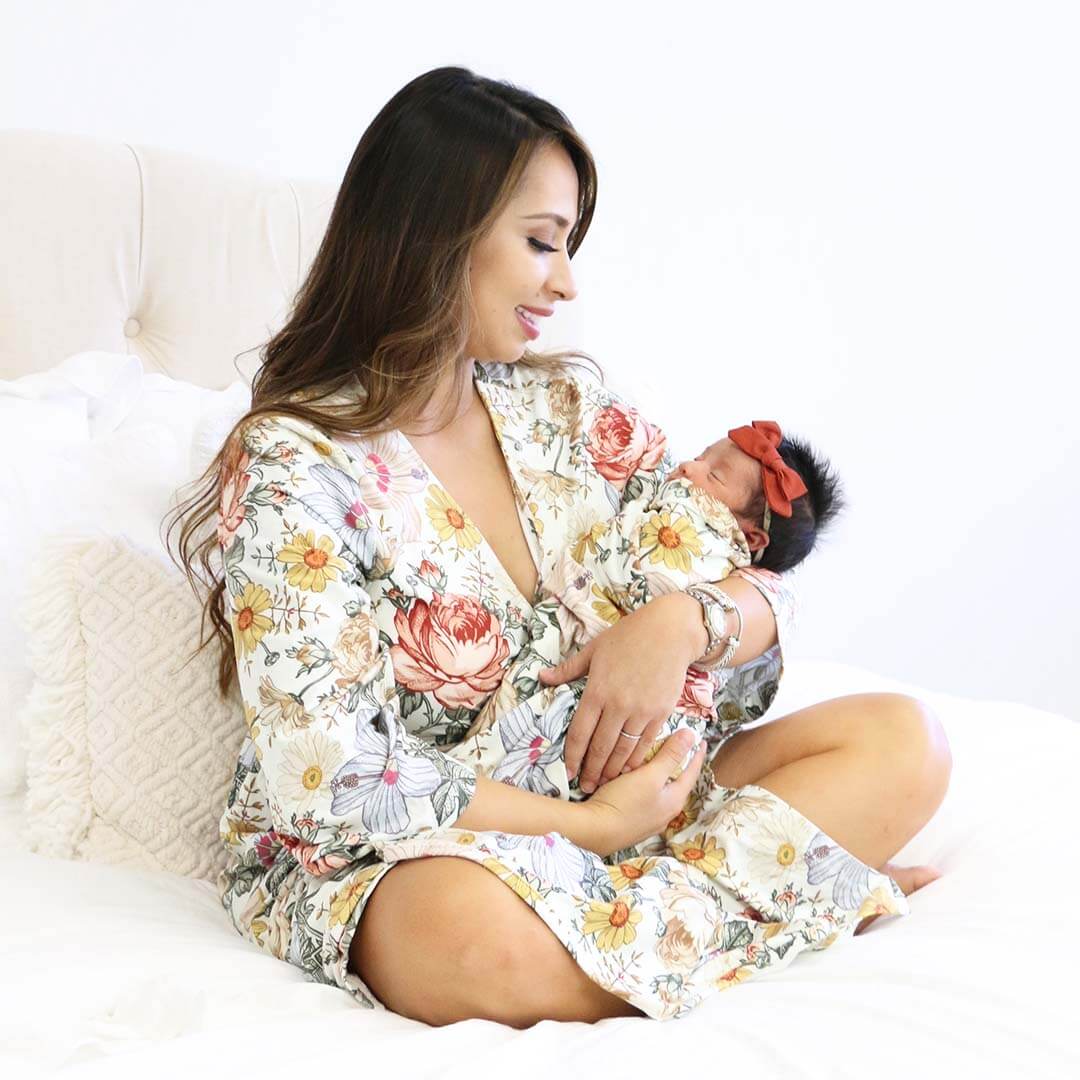 peyton's vintage floral maternity robe