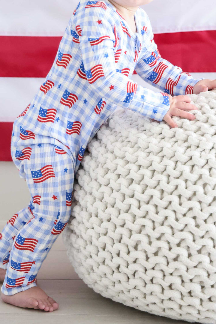 bamboo waffle convertible zip romper in star spangled picnic - 4th of july (image 8)