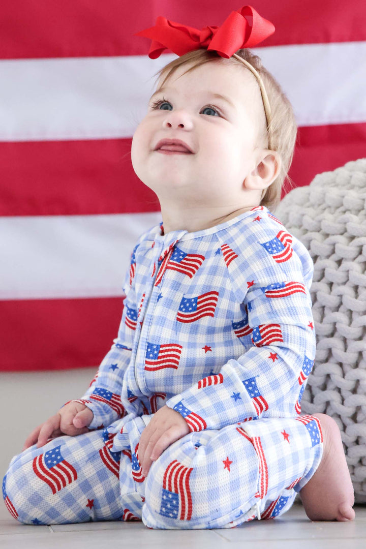 bamboo waffle fabric detail - star spangled picnic convertible zip romper