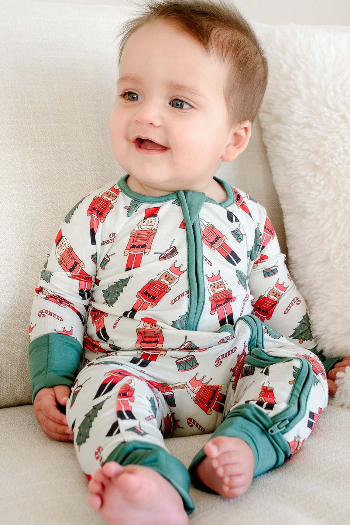 Bamboo Convertible Zipper Romper | Toy Soldier Green