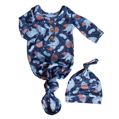 blue baby knot gown with bears