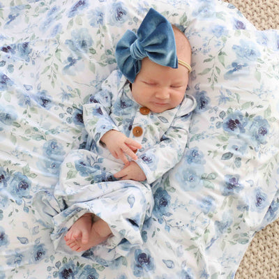 baby knot gown blue floral