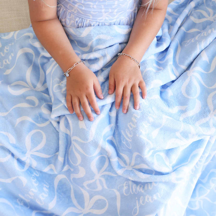 light blue and white bow personalized blanket for kids 