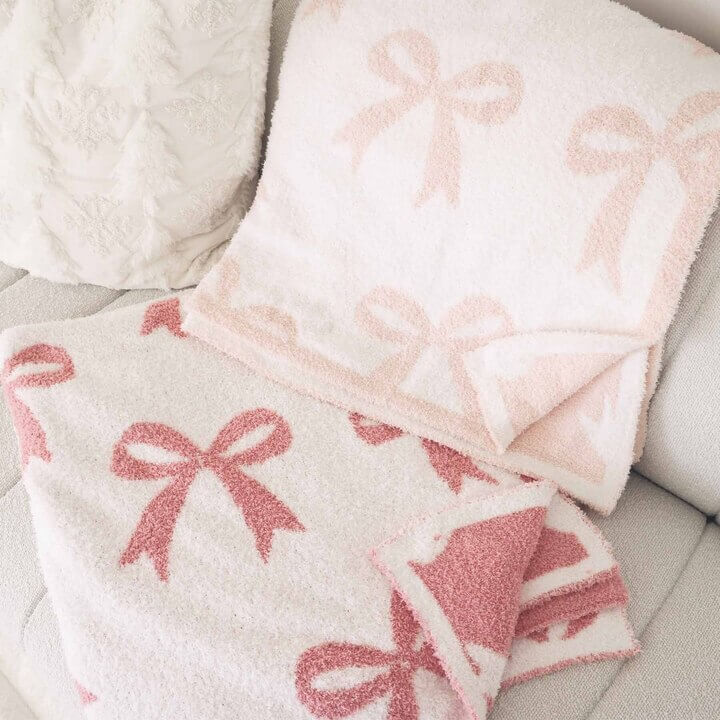 cuddlelane luxe blankets with bows 