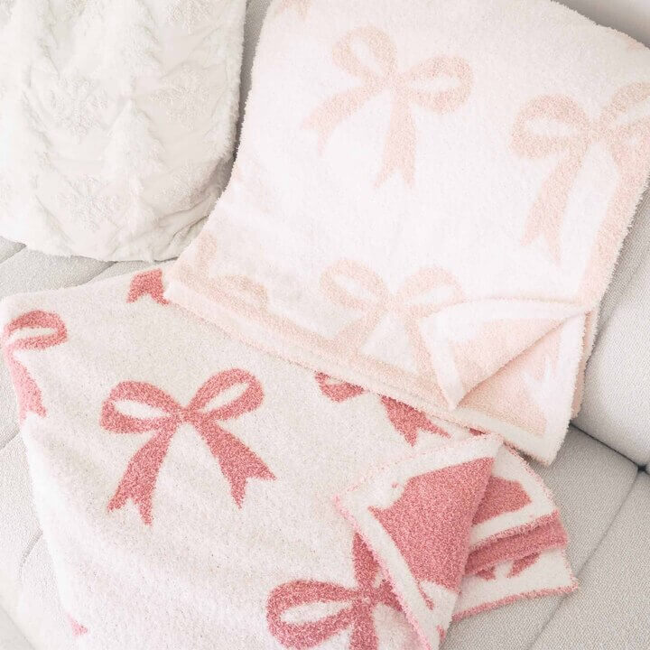 cuddlelane luxe blankets with bows