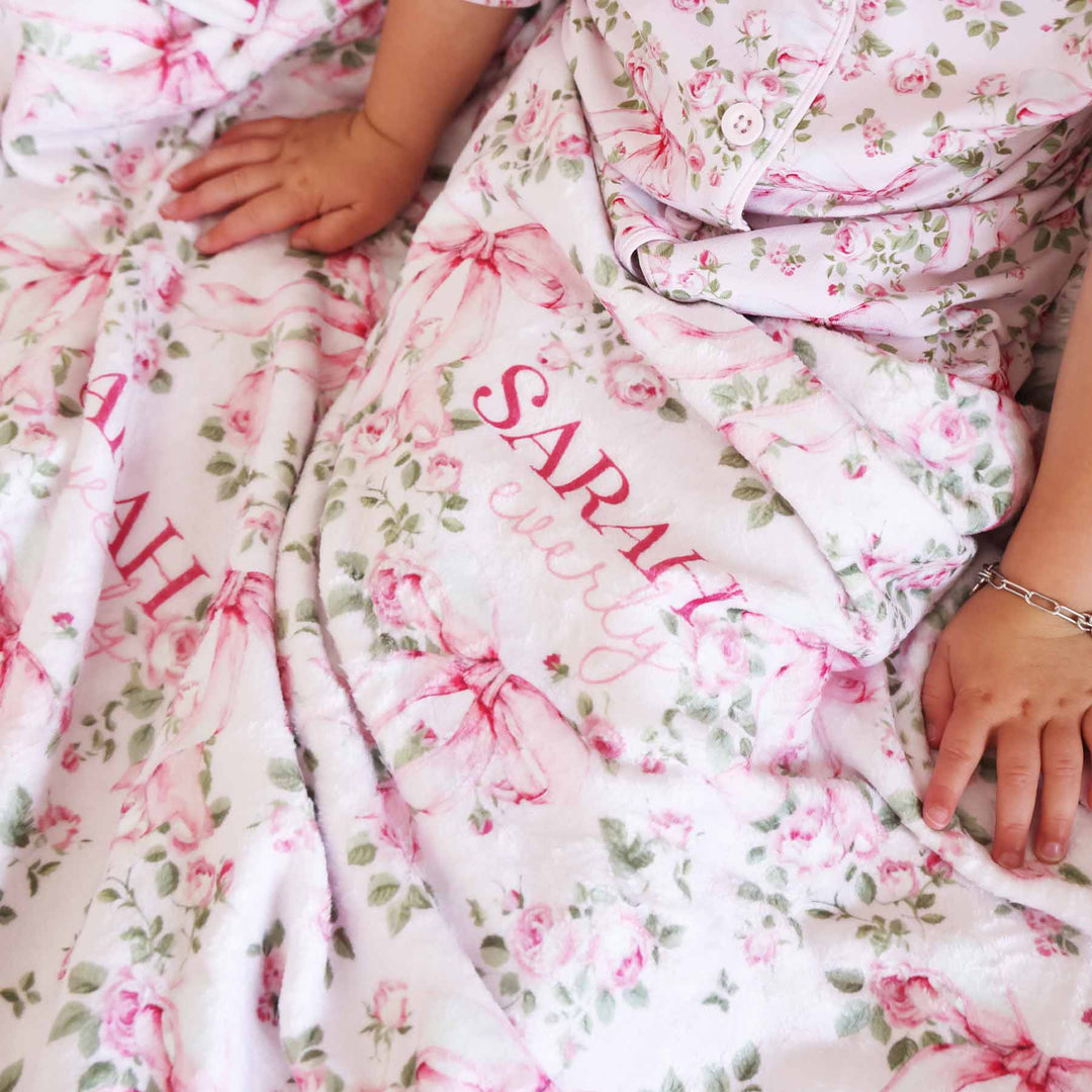 flower and bow personalized blanket for kids 