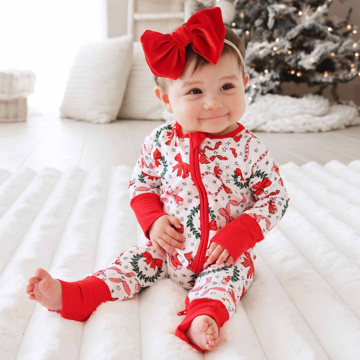 bow and wreath convertible zip romper pajama for babies 