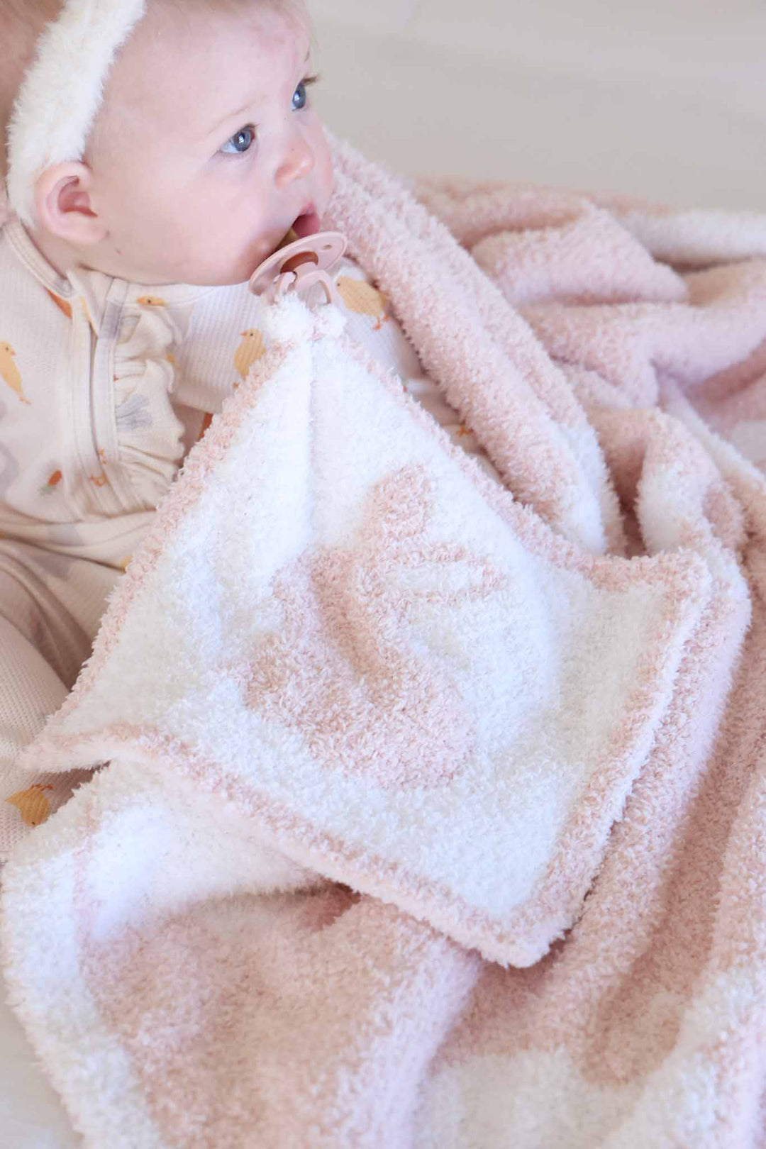 cuddlelane pink and white bunny lovey with matching blanket 