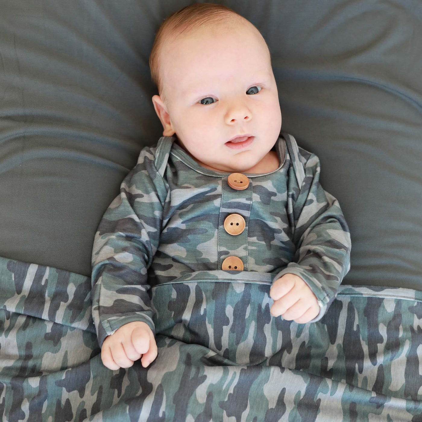 camo crew newborn baby knot gown and hat set 