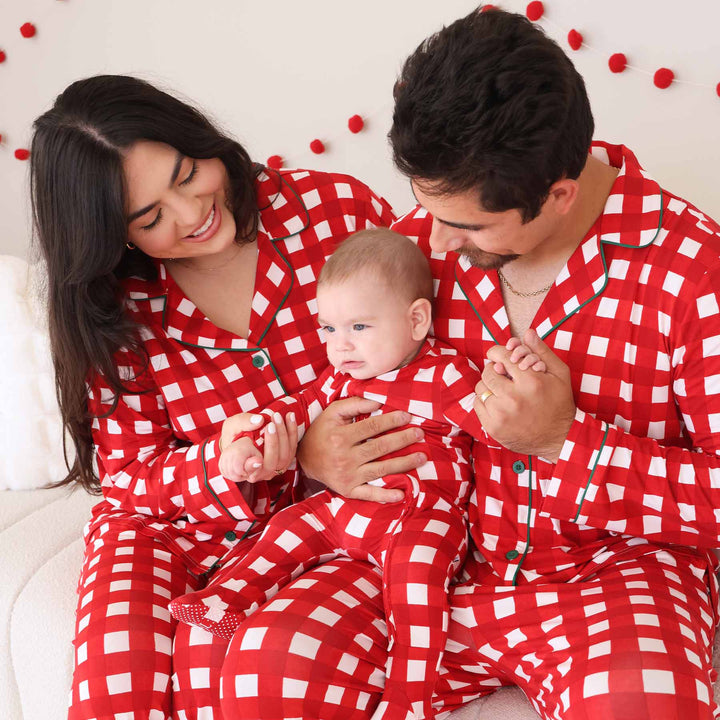 checking it twice family matching pjs for christmas 