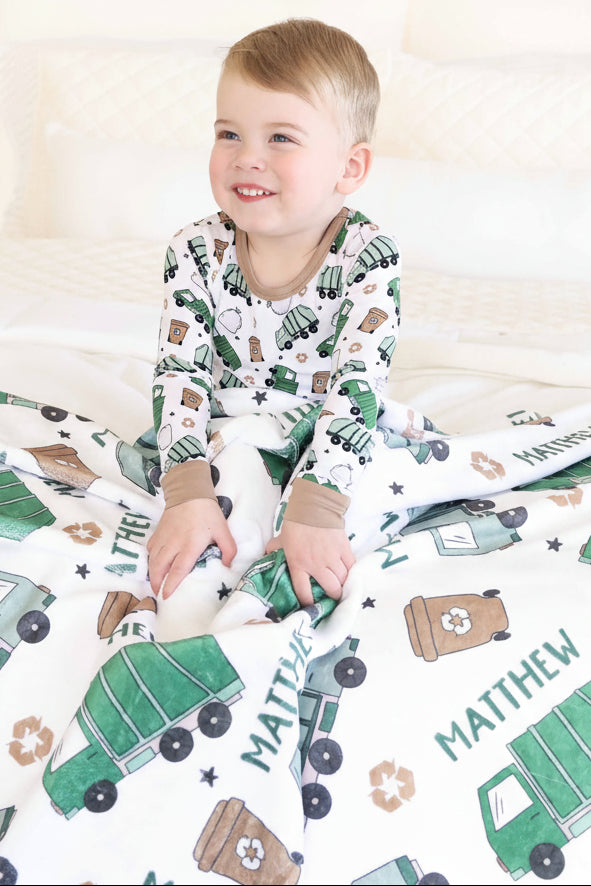 personalized blankets collection button image overlay