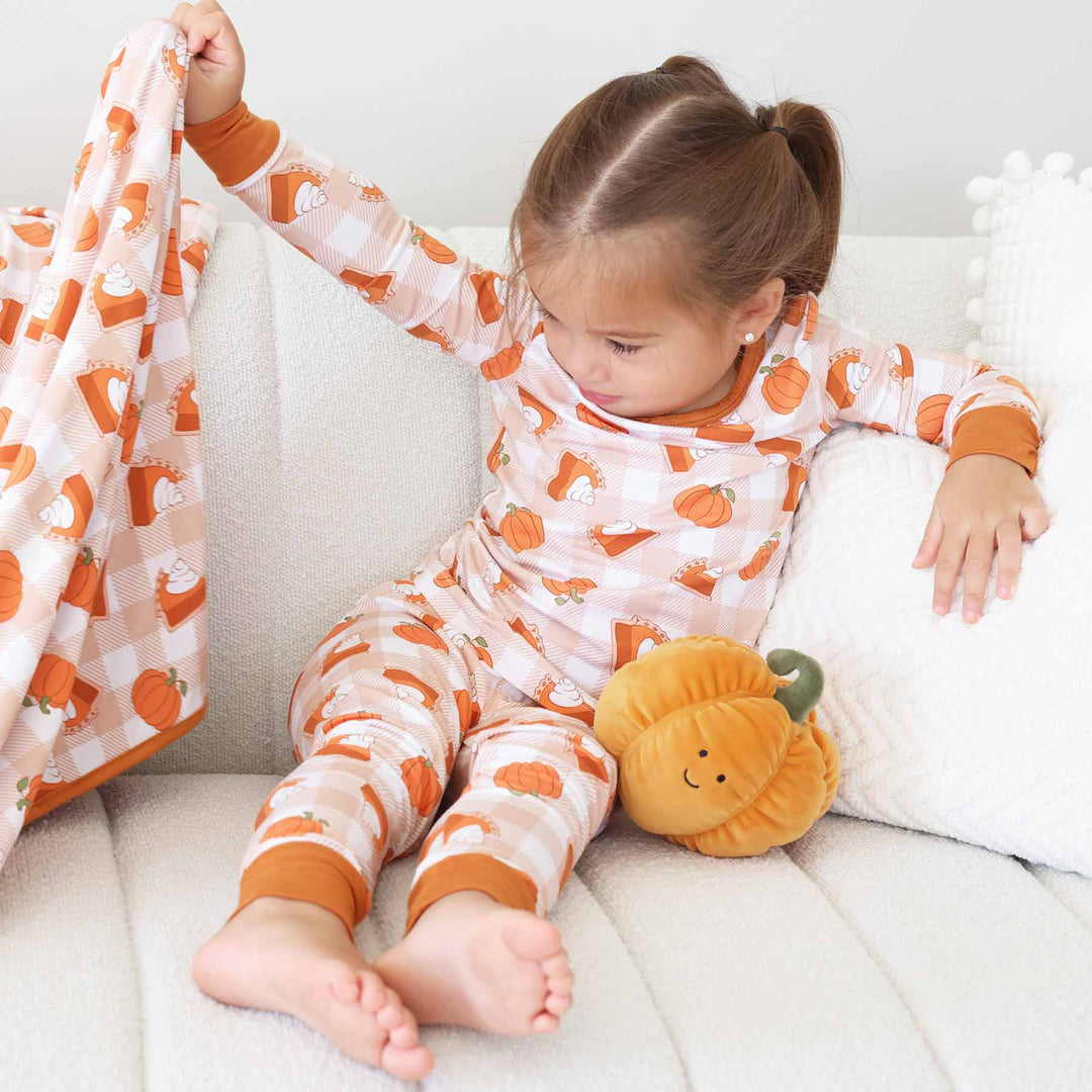 kids thanksgiving pajamas with pie and pumpkins