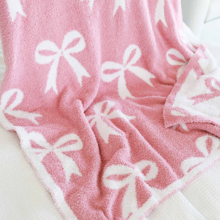 dark pink cuddlelane blanket for girls 