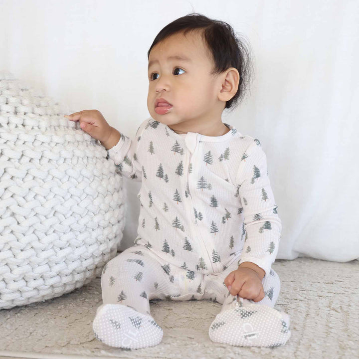 pine tree bamboo waffle zipper footie for babies with foot grips