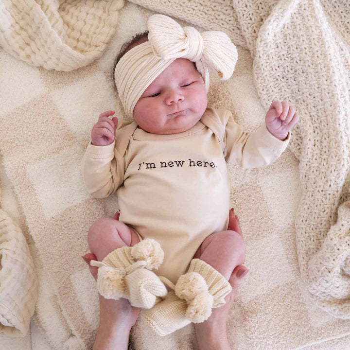 i'm new here newborn bodysuit with long sleeves