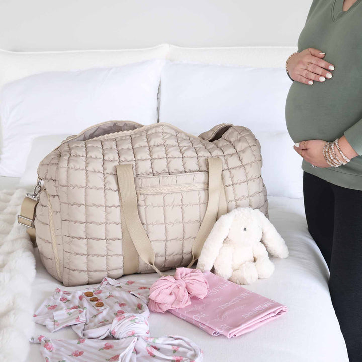 khaki quilted weekender bag for moms
