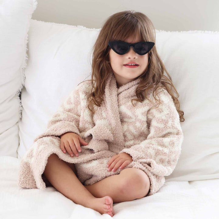 tan and white leopard long sleeve plush robe for girls