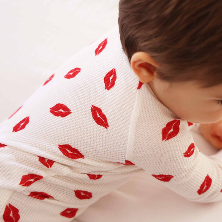 red lipstick kiss pajama for babies and toddlers for valentine's day 