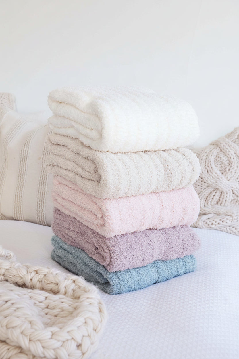 CuddleLane™ Luxe Blankets | Solids