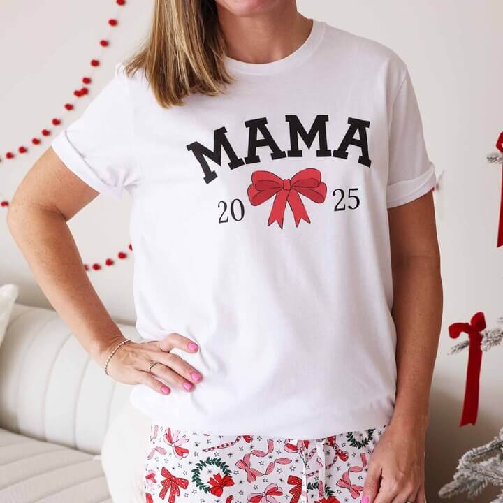mama 2025 christmas graphic tee