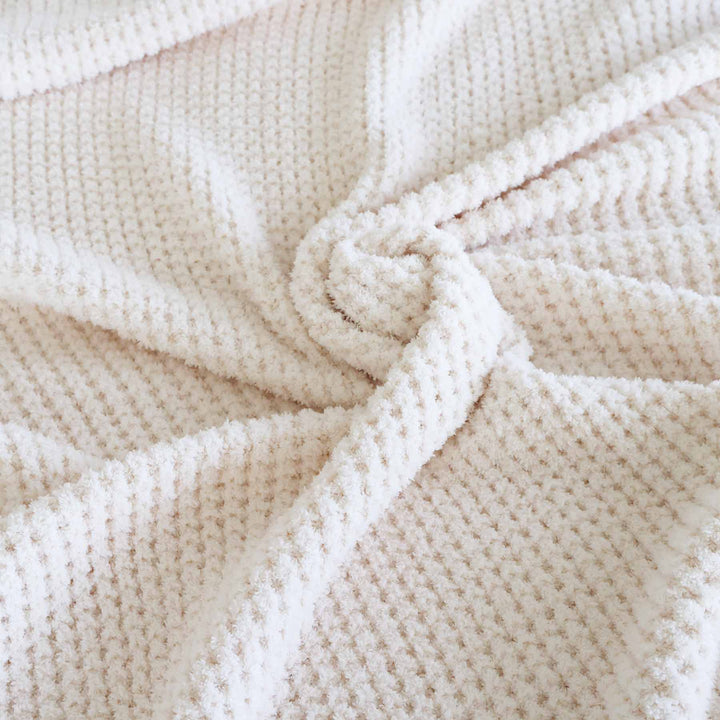 white throw blanket 