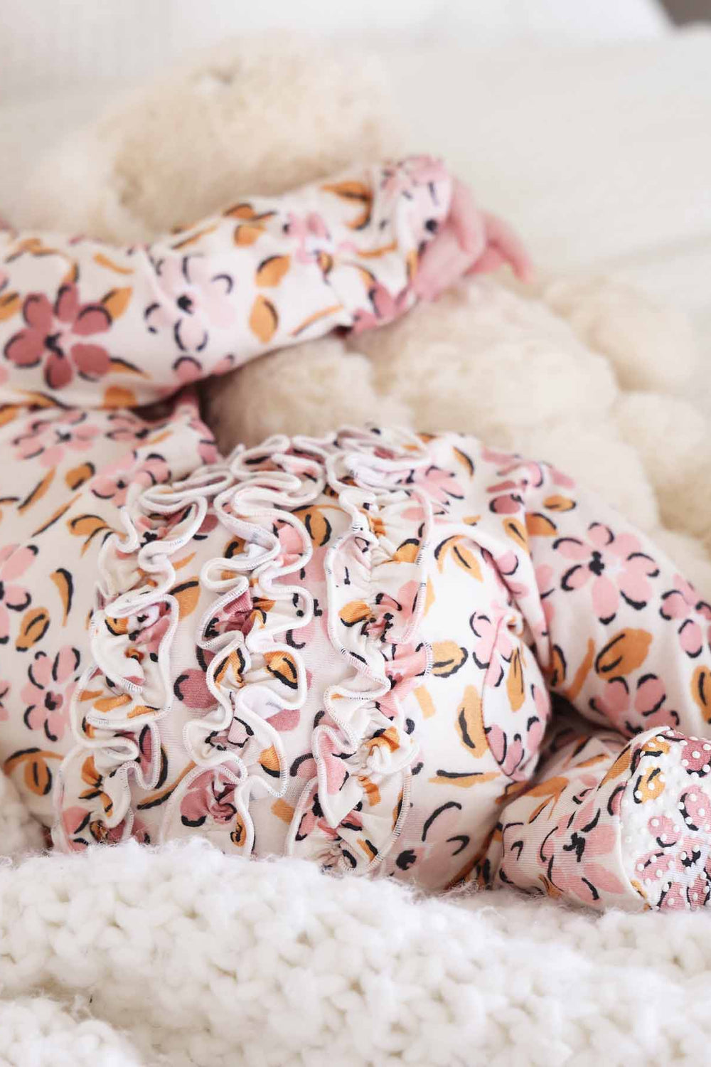 mauvelous meadow footie video