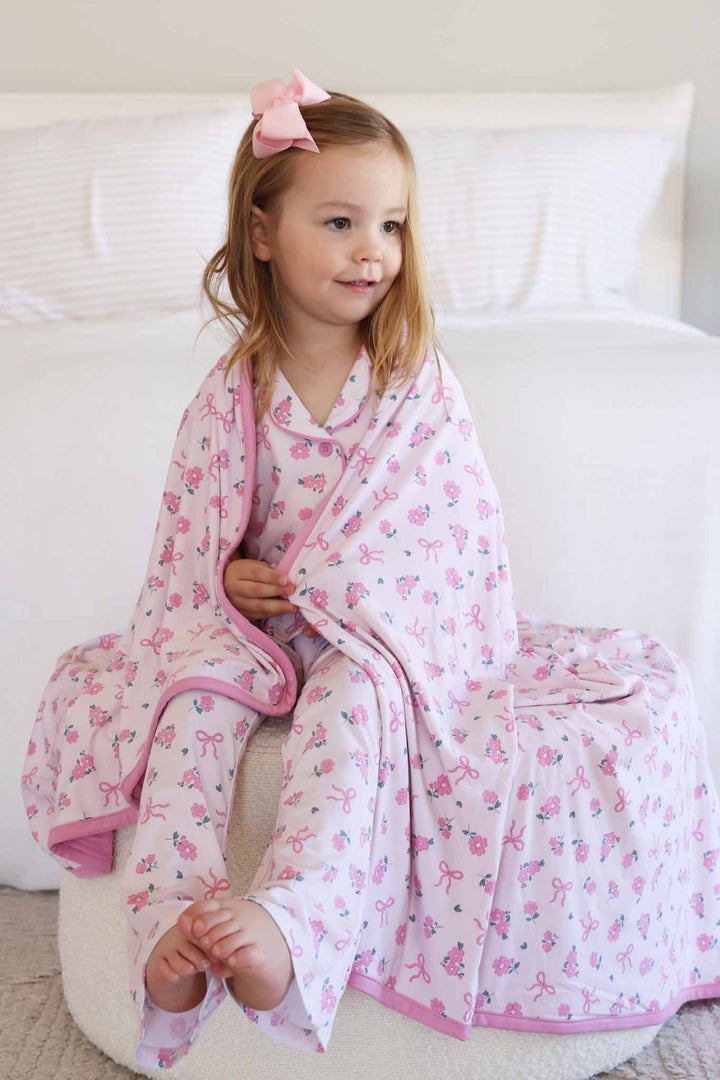 ribbon & roses pink double sided bamboo blanket 