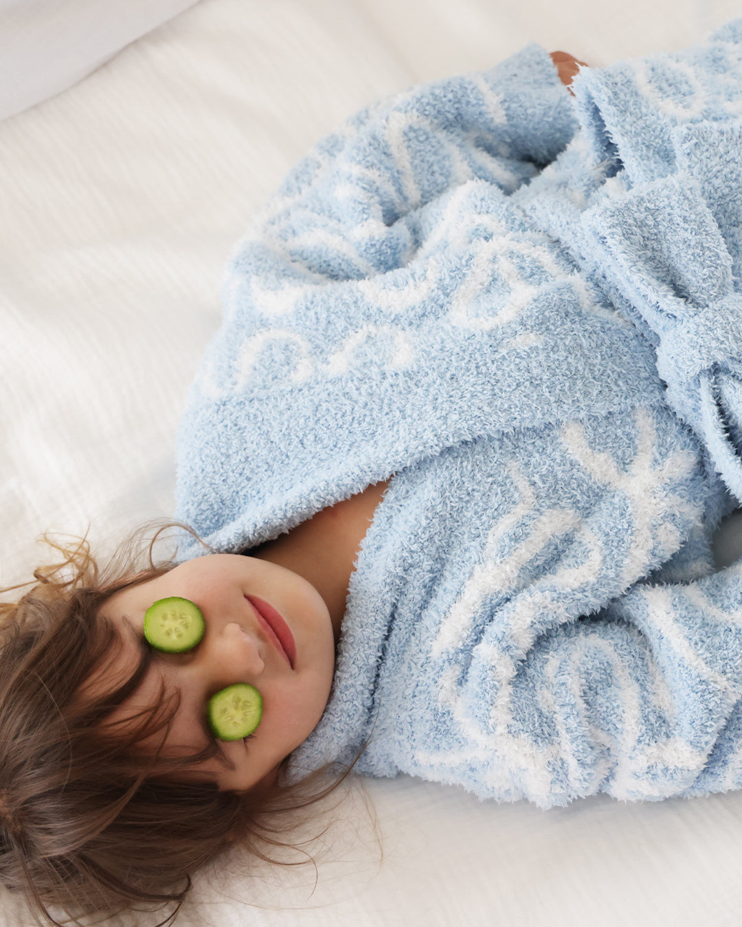 bluetiful bows cuddlelane robe for girls 