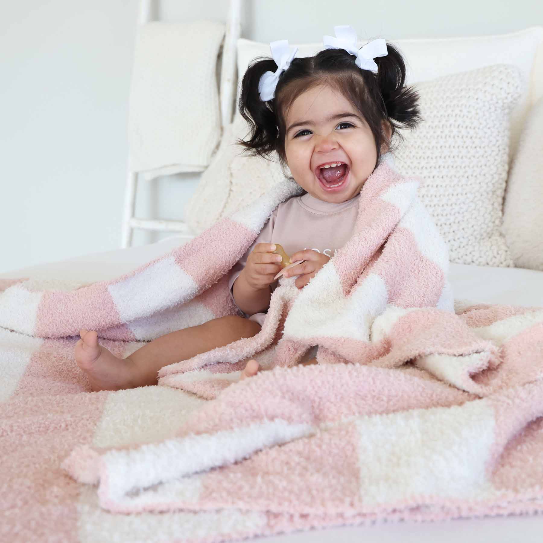 CuddleLane™ Luxe Blankets | Rose Stripe