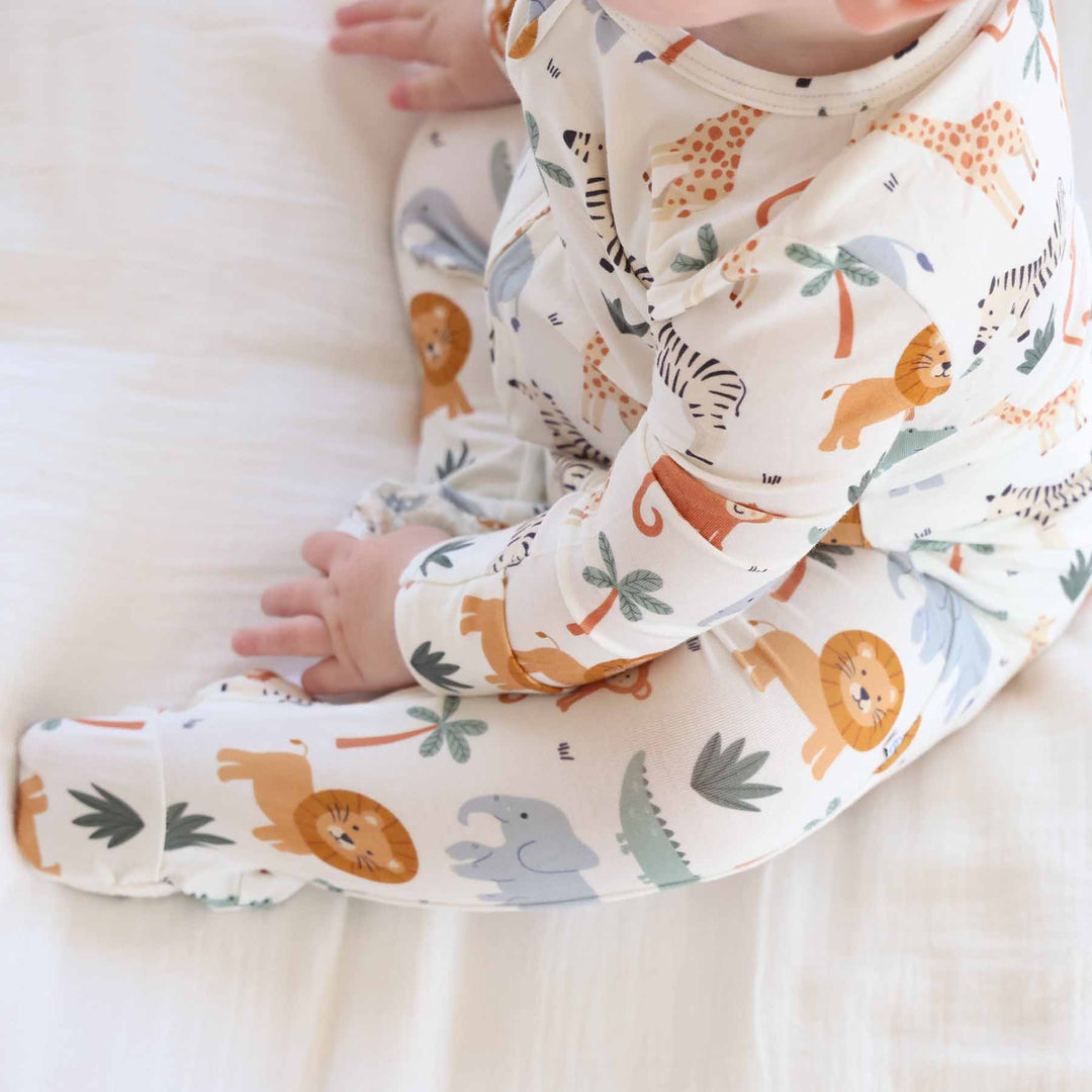 safari snuggles zipper footie for babies 