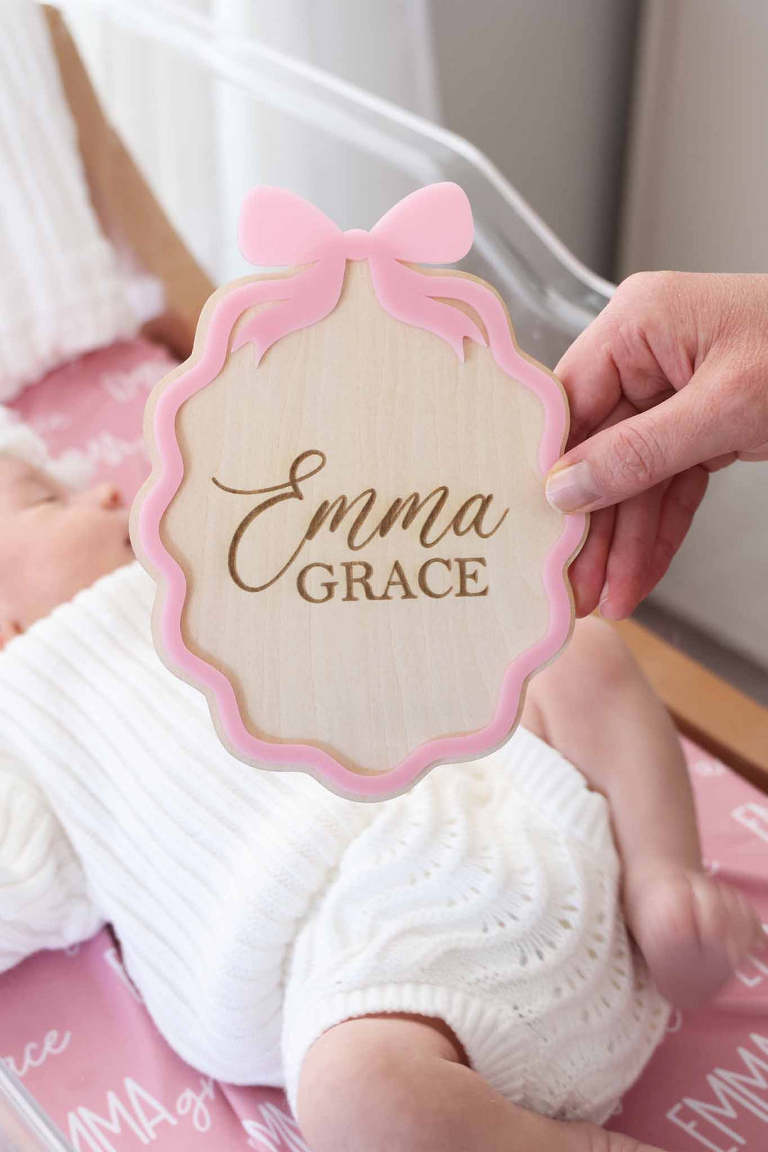 scalloped bow name sign for baby girls 
