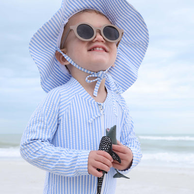 blue seersucker beach hat for babies 