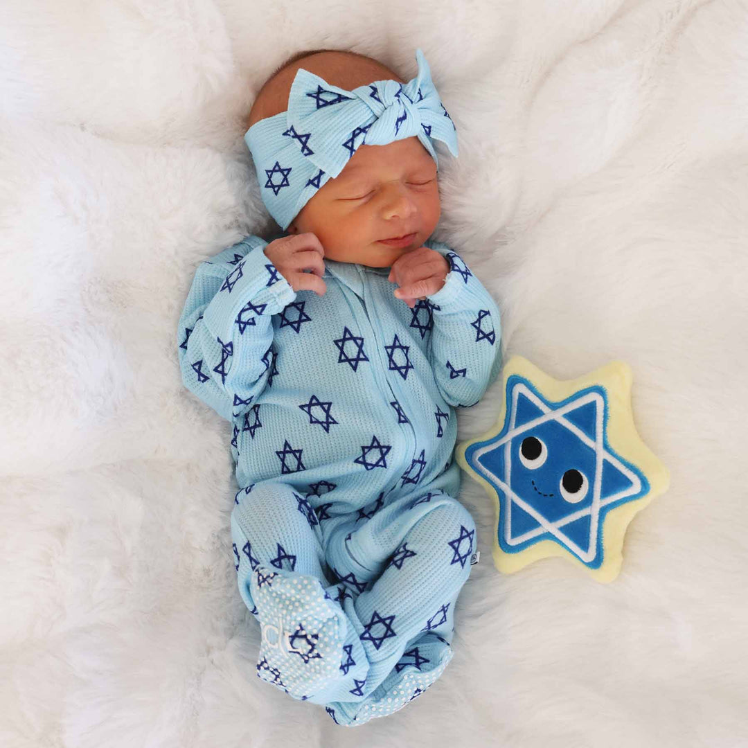 shalom snuggles light blue bamboo waffle baby footie with matching headwrap