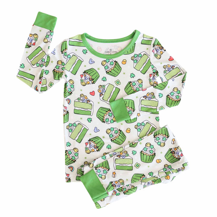 long sleeve and pant two piece pajama set for kids st. patrock's day sweer
