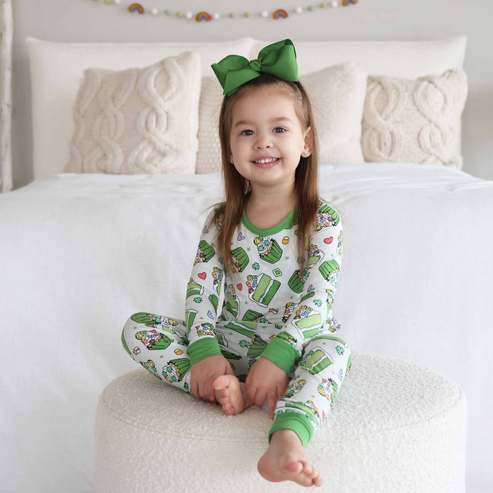 bamboo two piece pajama set for girls shamrock sweets