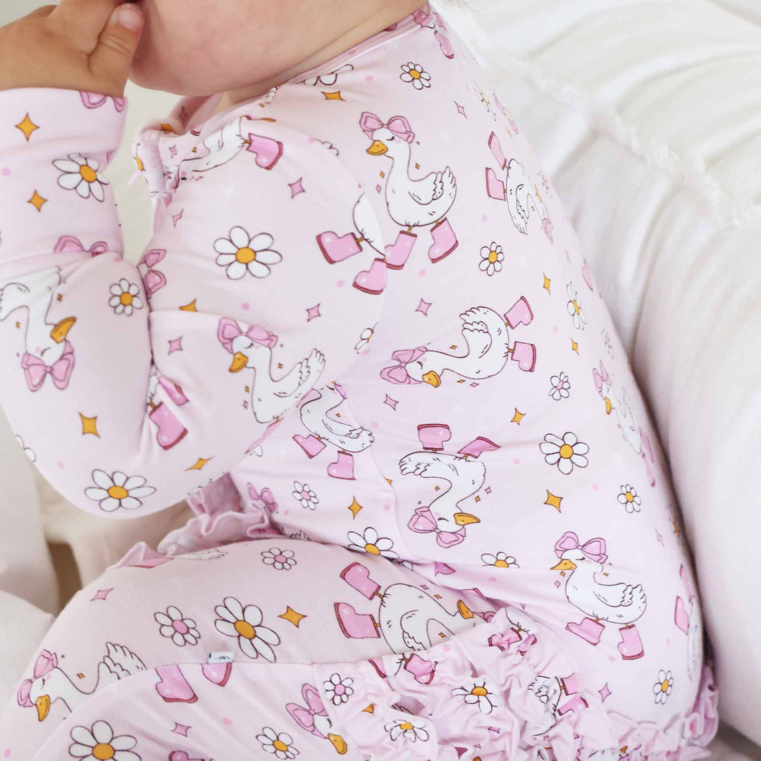 silly goose daisy zipper ruffle footie for baby girls 